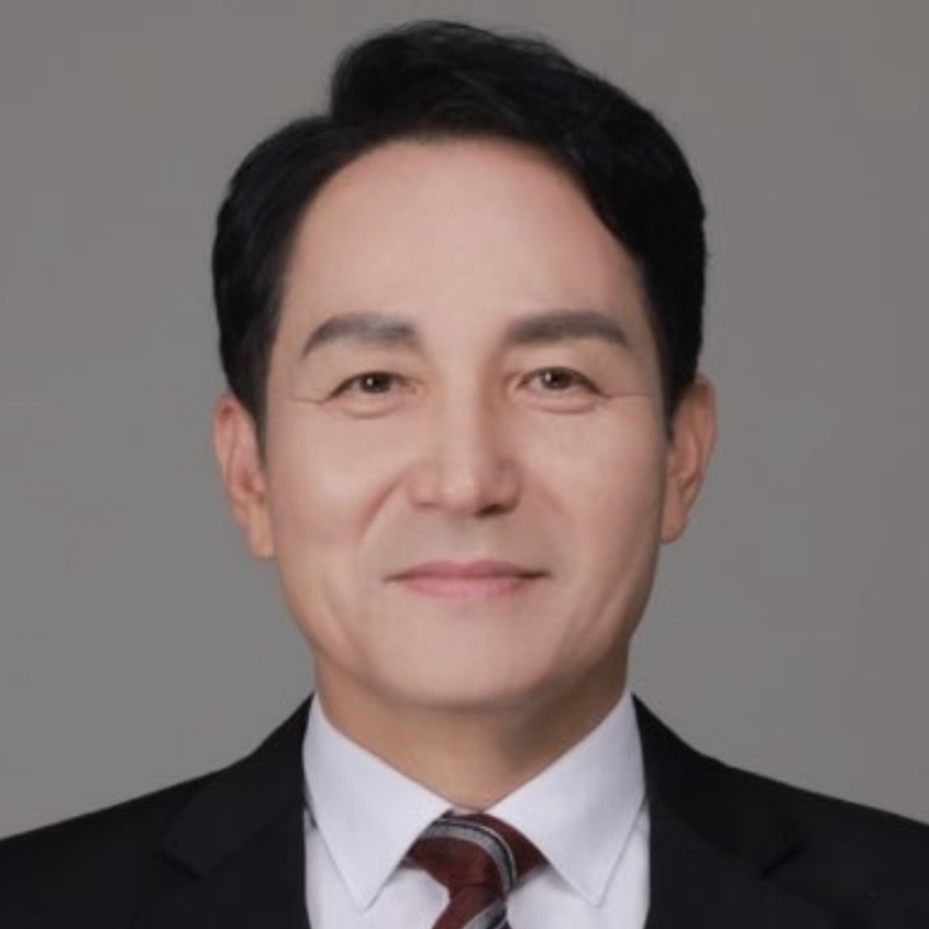 기우정 목사